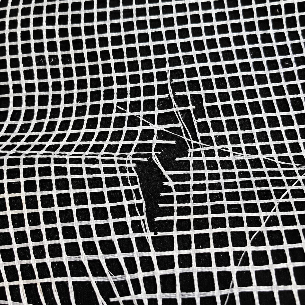 Traditional fiberglass mesh issue example